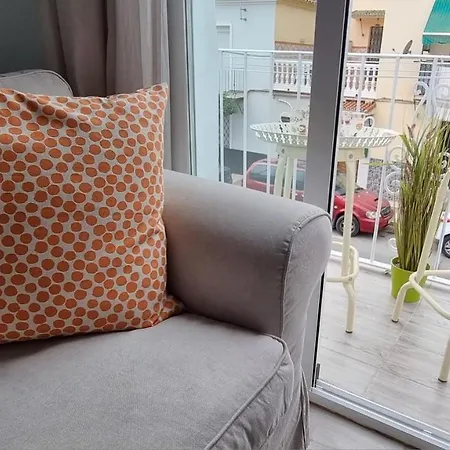 Cozy & Quiet Capitan Huelin 아파트 말라가